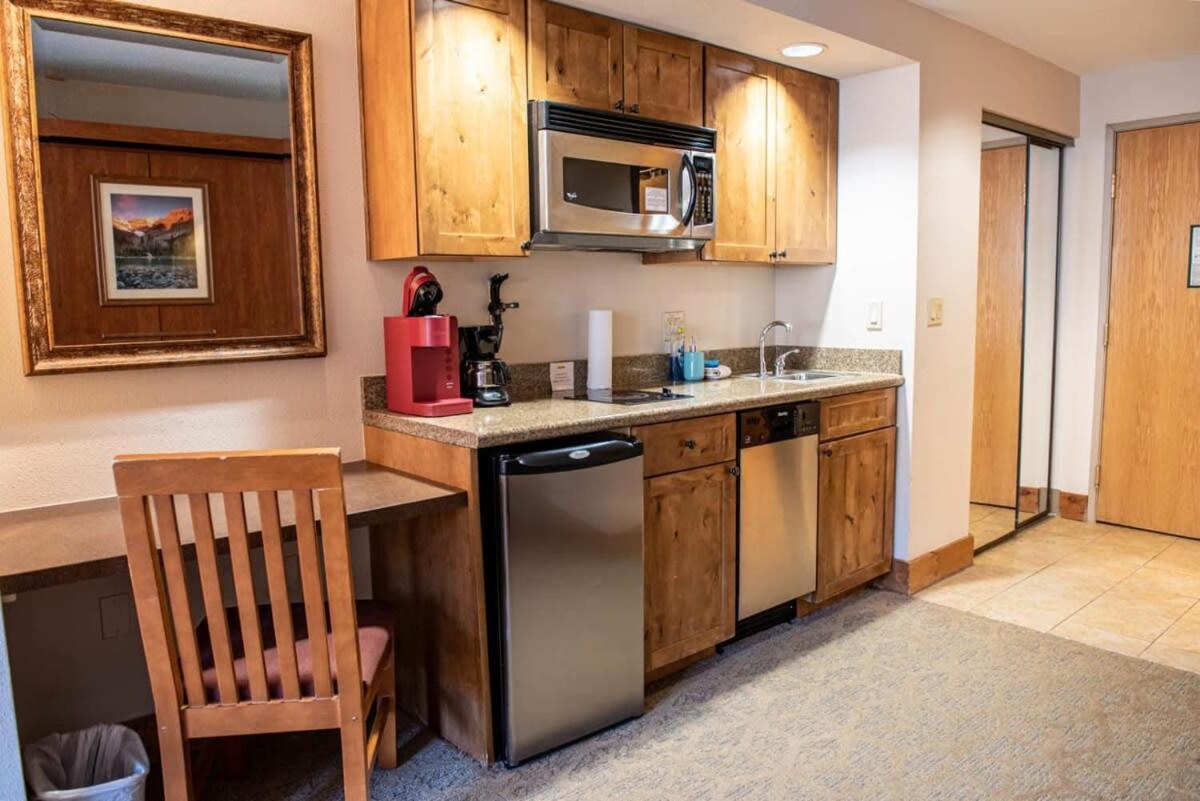 Studio 115 Perfect Location With Pool And Hot Tub Crested Butte Exterior photo