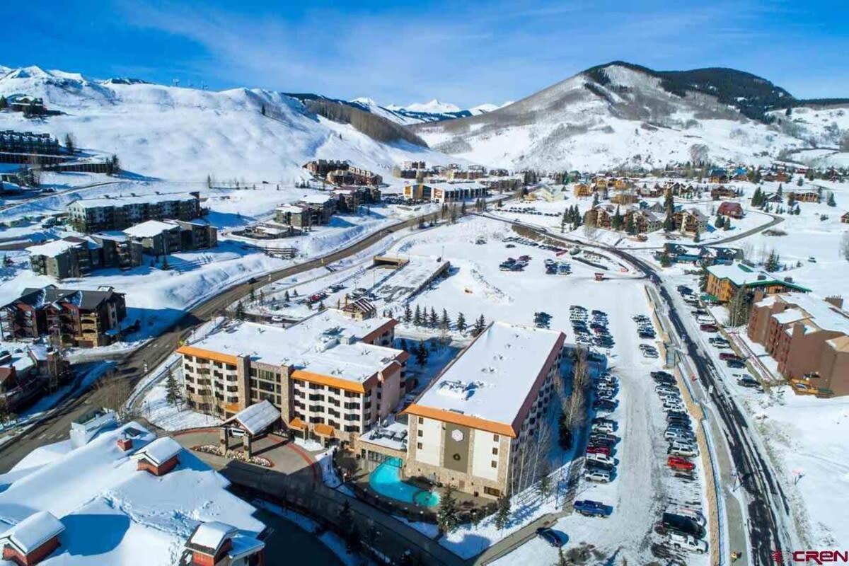 Studio 115 Perfect Location With Pool And Hot Tub Crested Butte Exterior photo